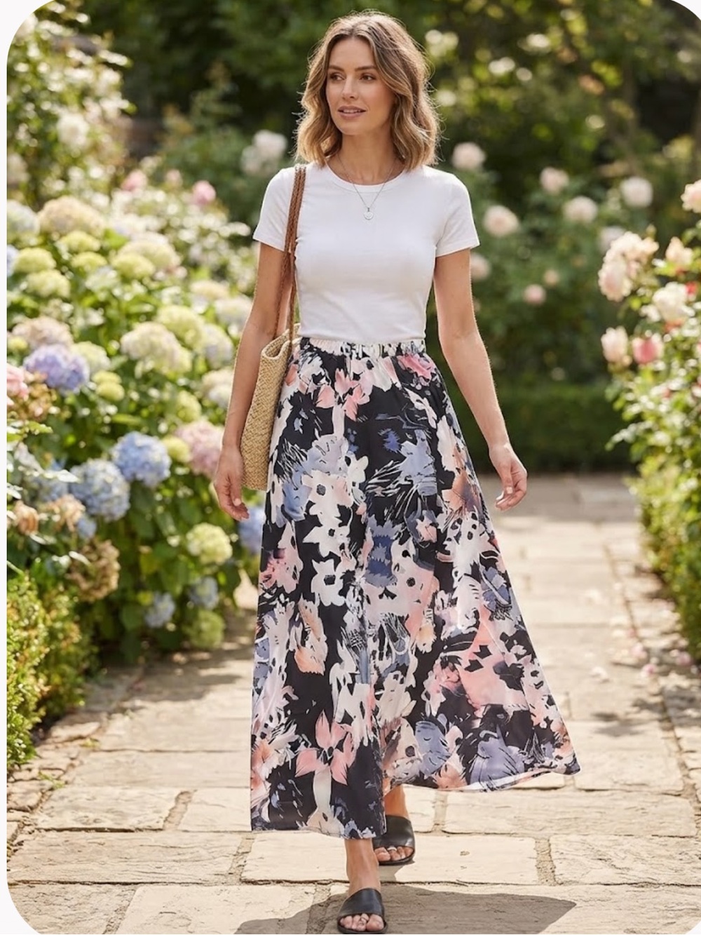 Women’s flowing, ankle-length maxi skirt with an A-line or gently flared Skirt S